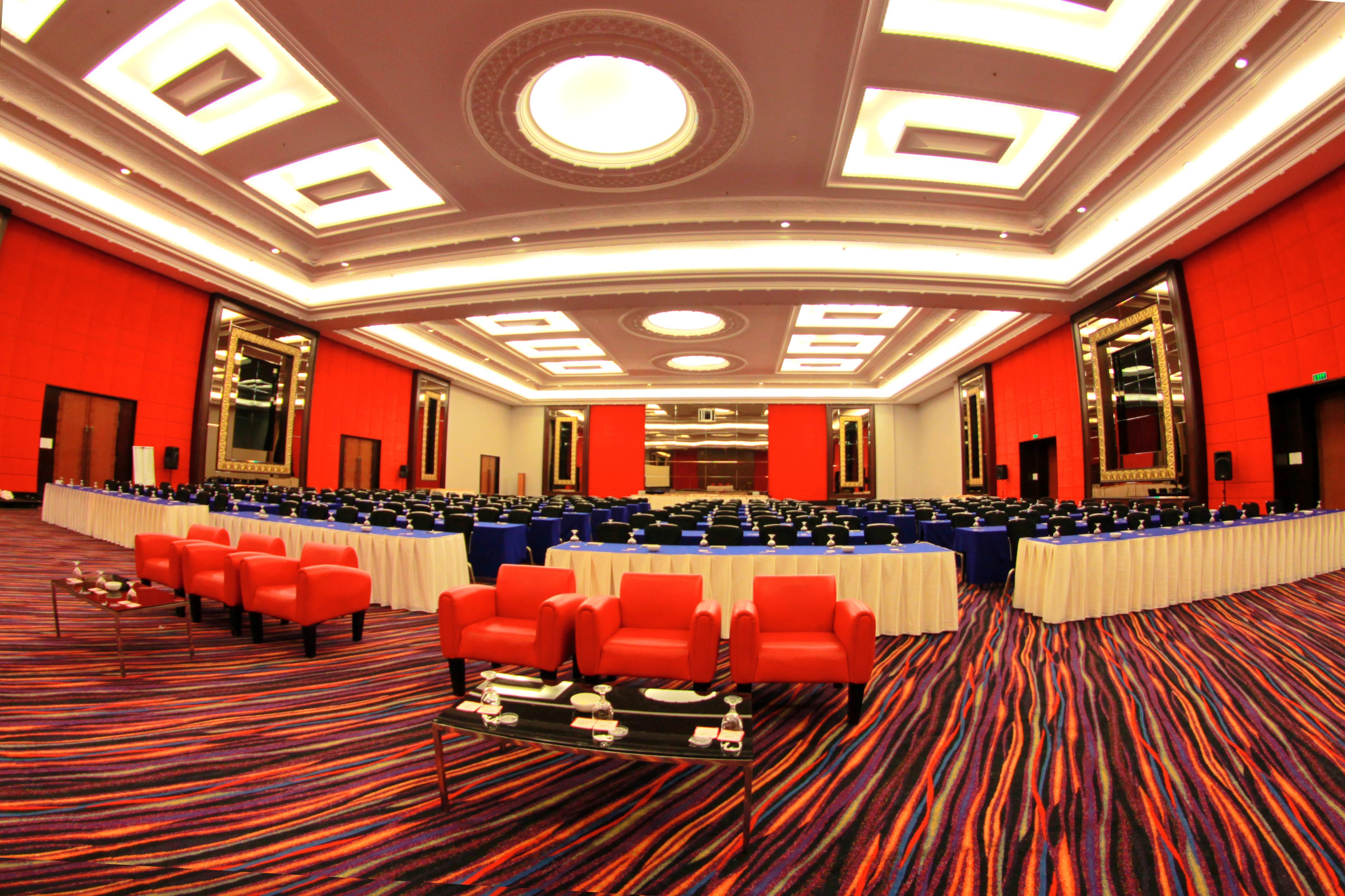 Merlynn Park Hotel Jakarta Extérieur photo