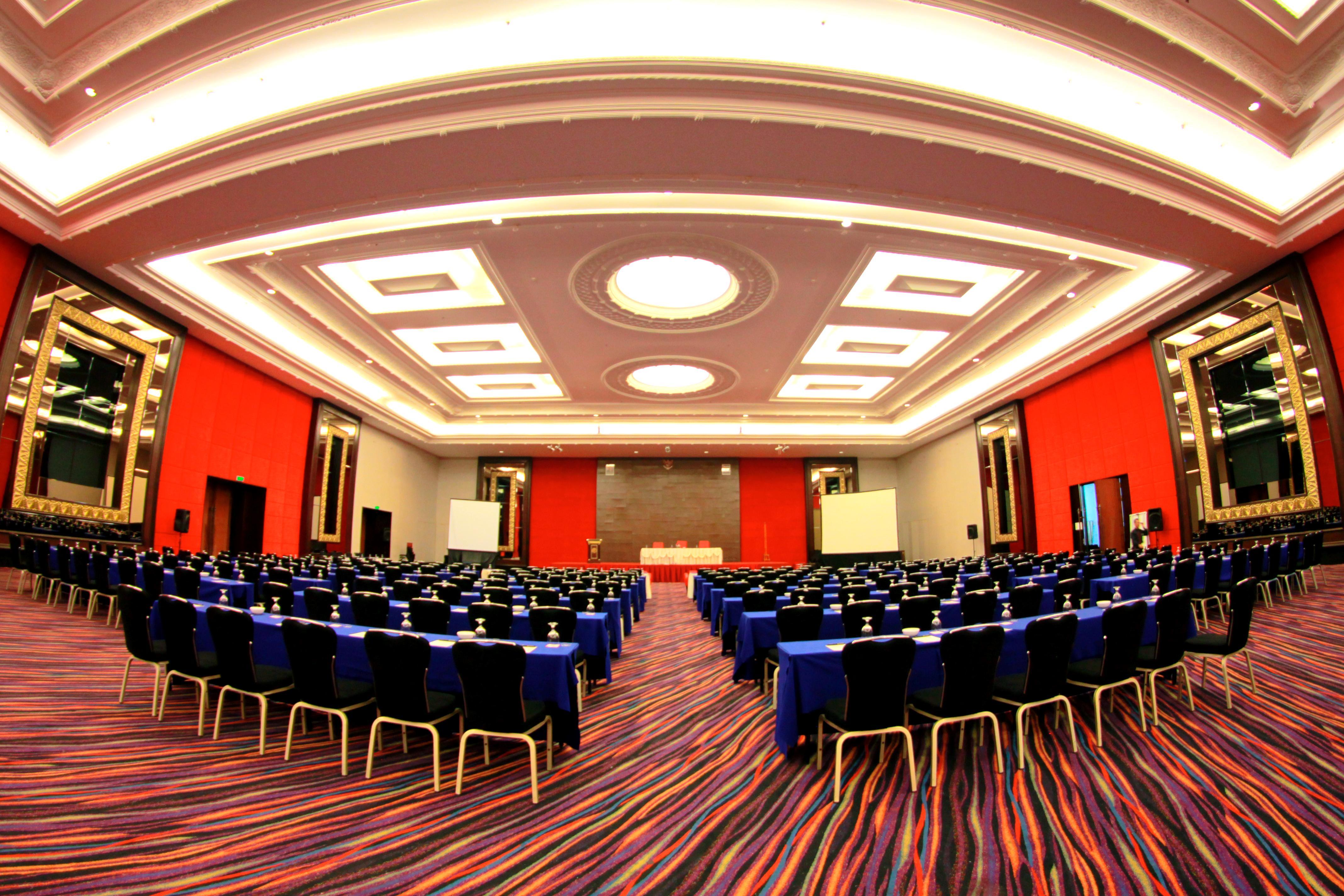 Merlynn Park Hotel Jakarta Extérieur photo
