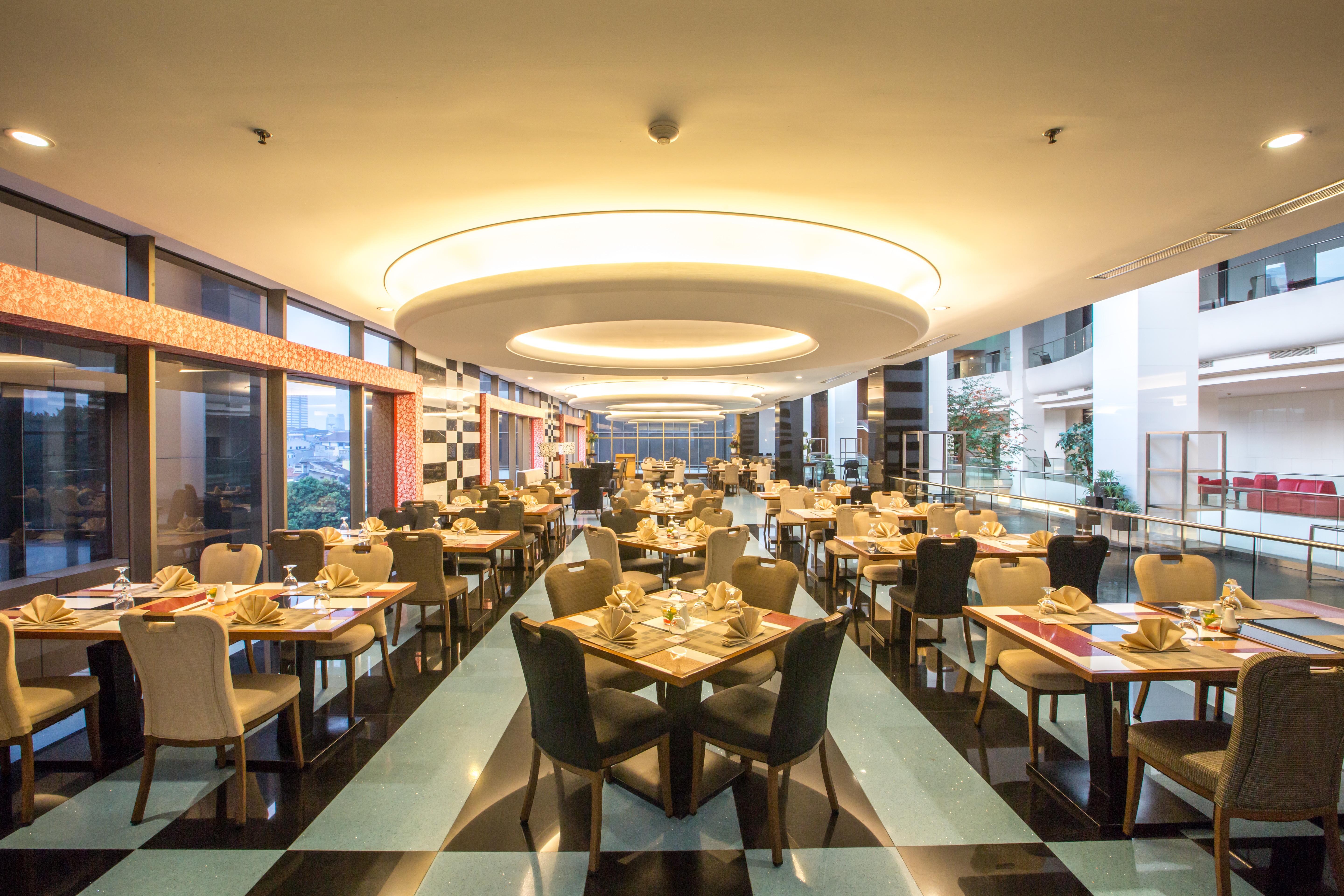 Merlynn Park Hotel Jakarta Extérieur photo