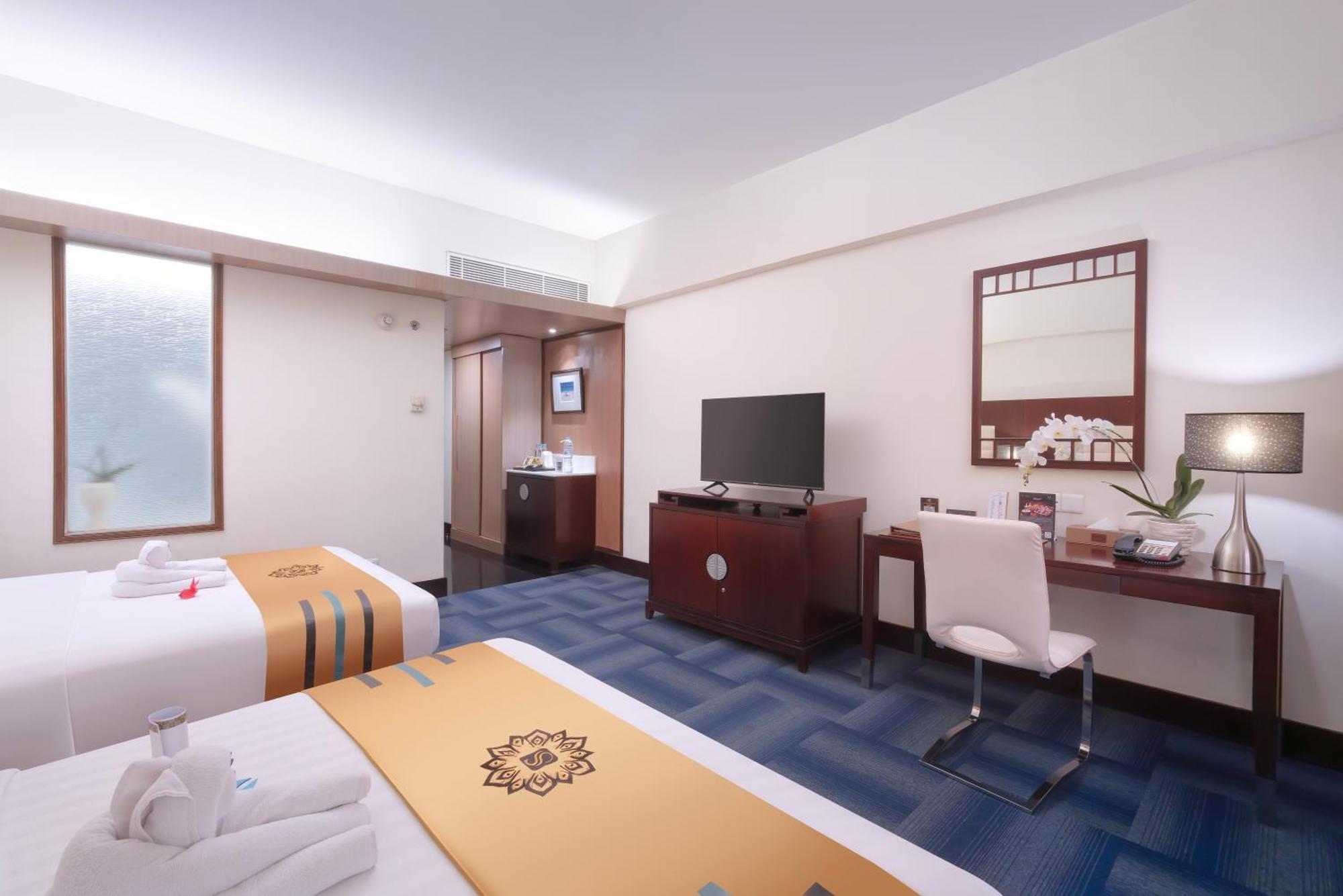 Merlynn Park Hotel Jakarta Extérieur photo