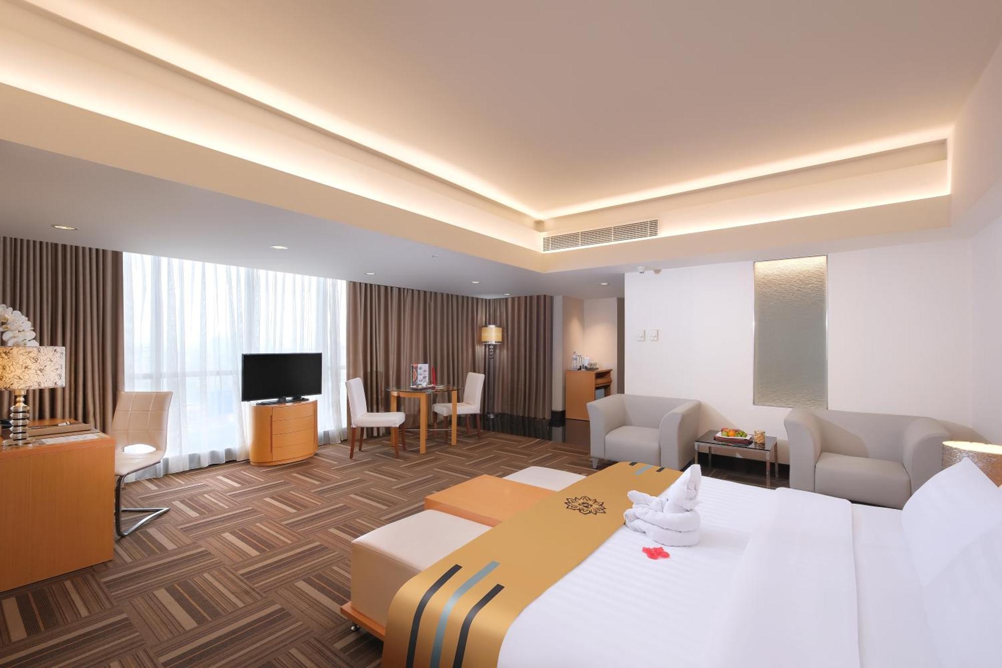 Merlynn Park Hotel Jakarta Extérieur photo