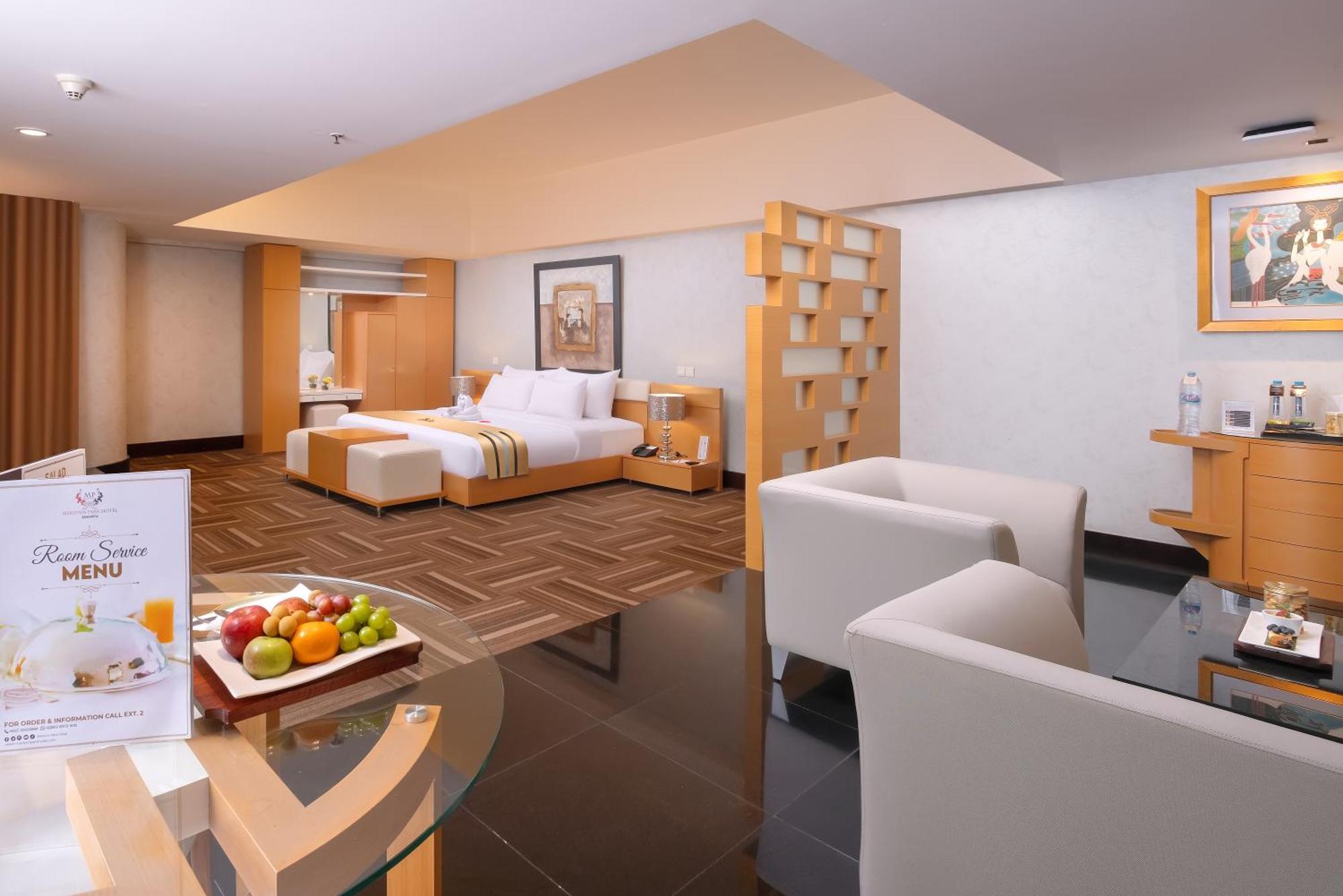 Merlynn Park Hotel Jakarta Extérieur photo