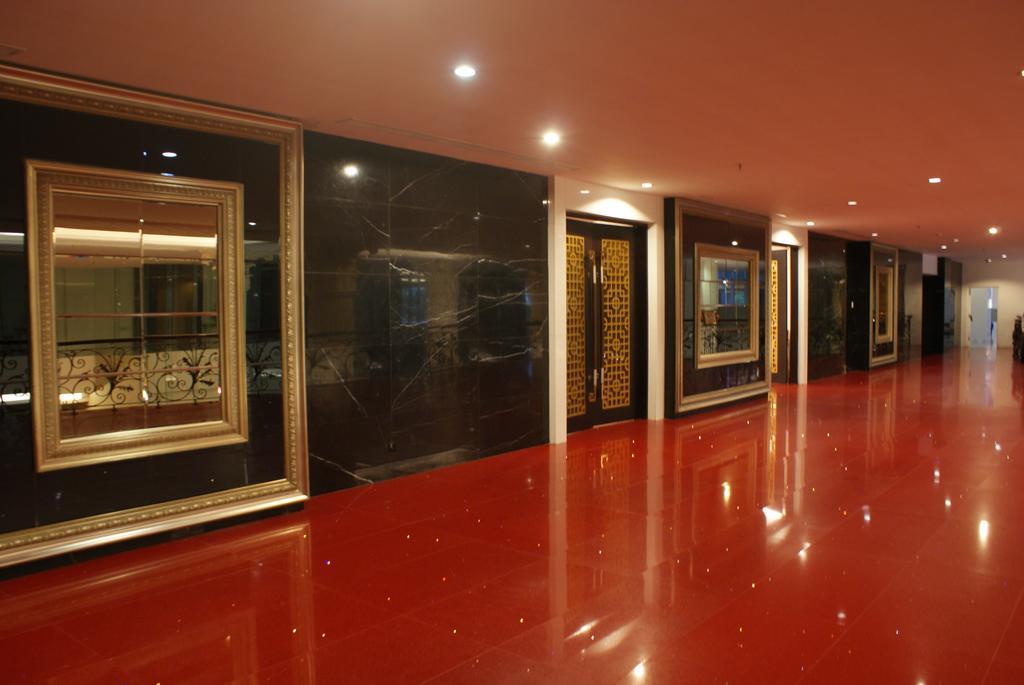 Merlynn Park Hotel Jakarta Extérieur photo